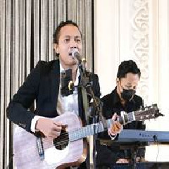 Download Lagu Felix Irwan - Angin Malam Terbaru